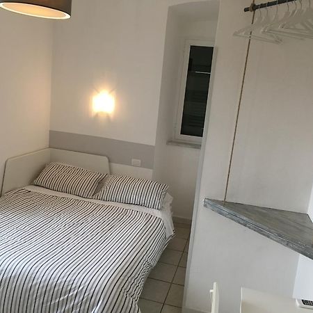 B&B La Spezia Centrale ภายนอก รูปภาพ