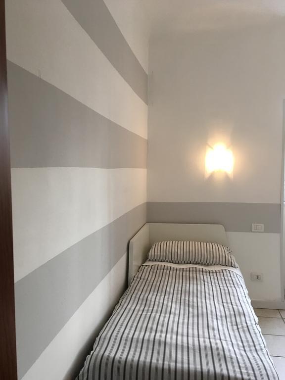 B&B La Spezia Centrale ภายนอก รูปภาพ